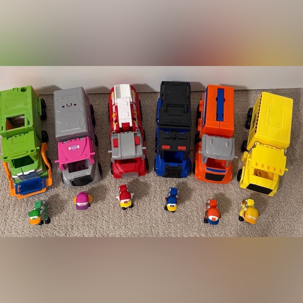 Paw Patrol Big Pup Truck Set. Complete. Excellent condition. Complete.